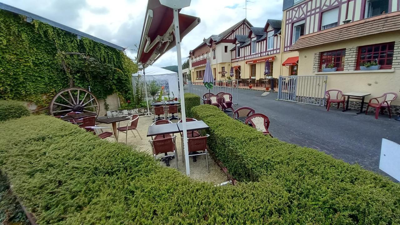Hotellerie Normande Dozule ภายนอก รูปภาพ