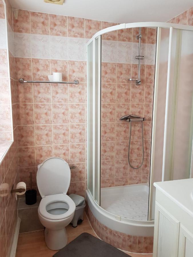 Hotellerie Normande Dozule ภายนอก รูปภาพ