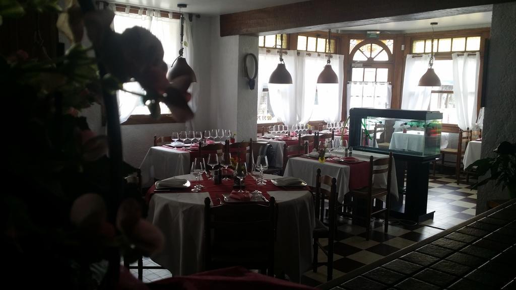 Hotellerie Normande Dozule ภายนอก รูปภาพ